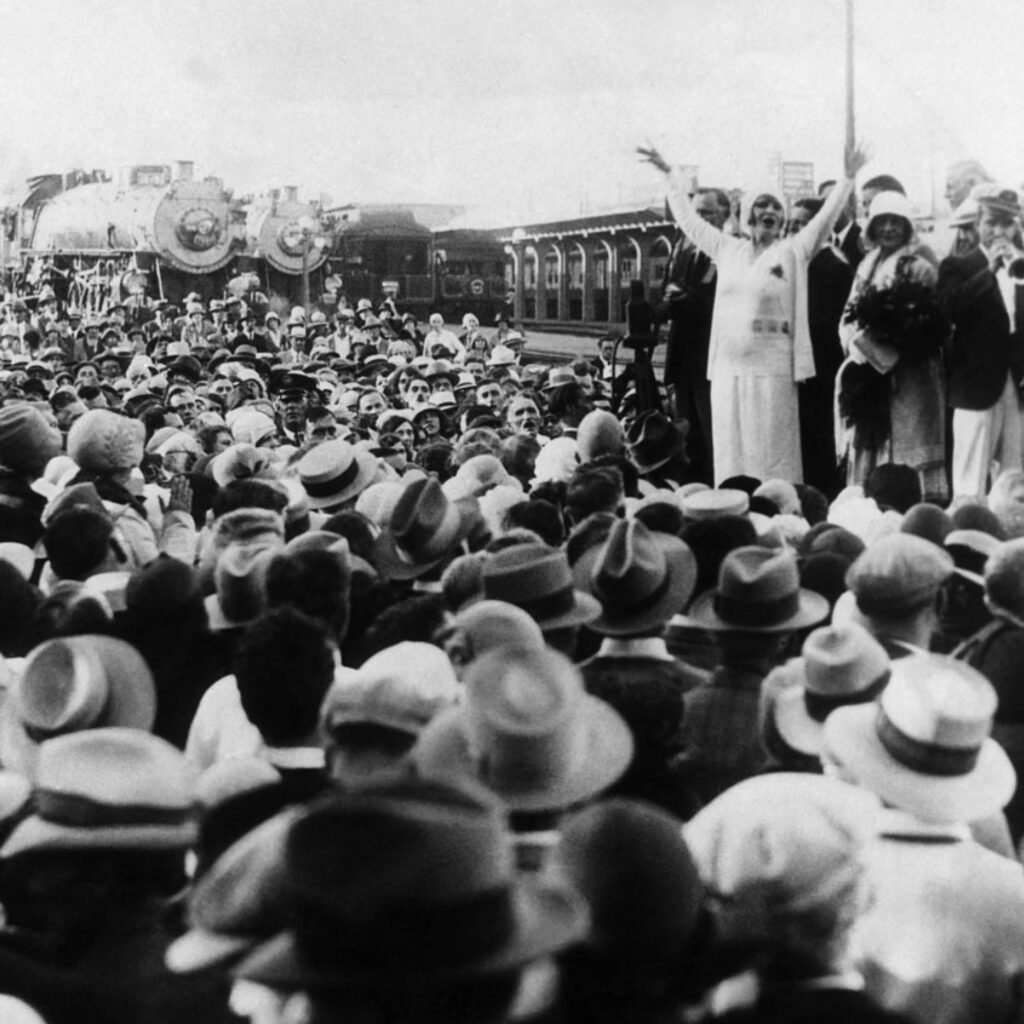 Tom Jokinen reviews Claire Hoffman’s “Sister, Sinner,” a book on the life of the Canadian evangelist preacher Aimee Semple McPherson.